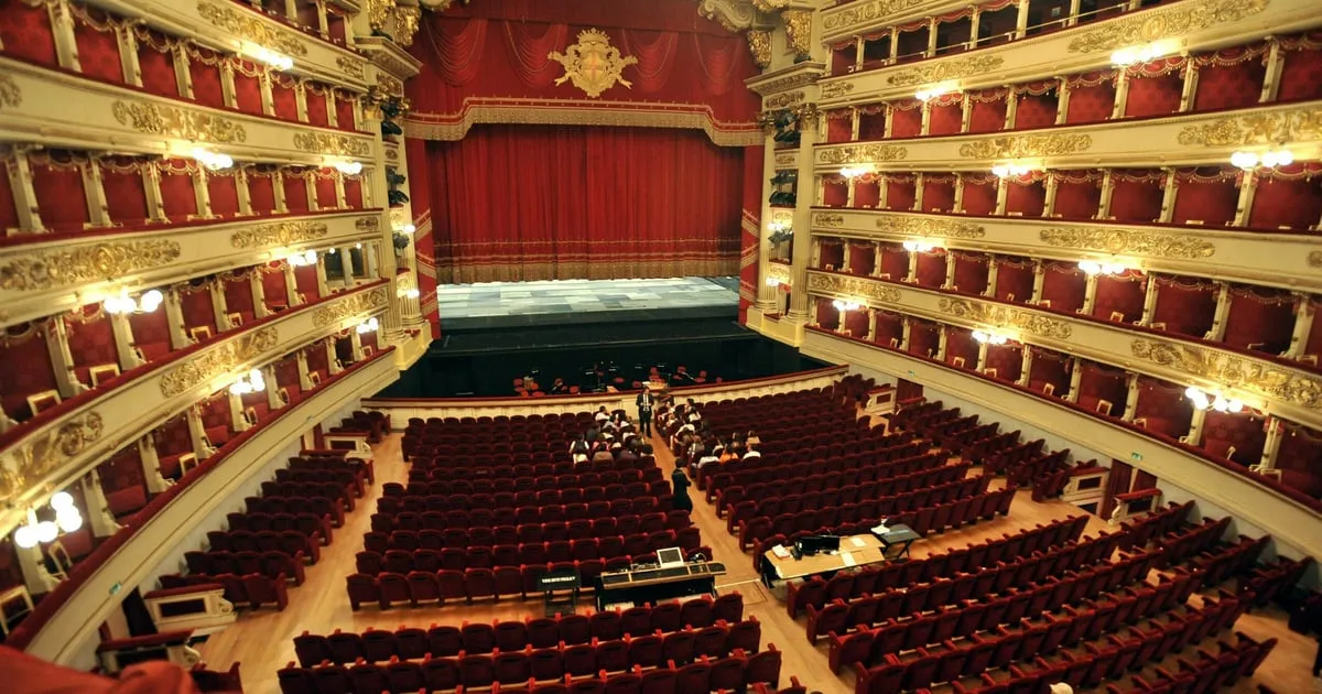 A guided hour through the museum rooms and into a box above the auditorium, with the entry tickets in the pric, La Scala in Milan, opera houses in Italy