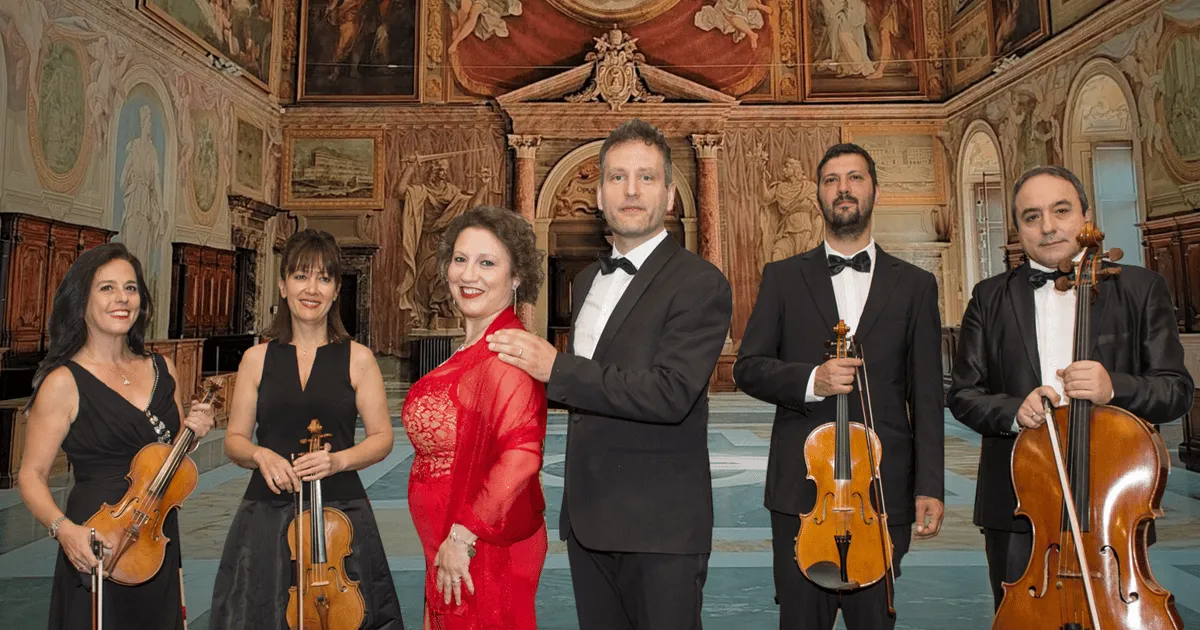 Arias and duets with a chamber ensemble in the Renaissance hall of Palazzo della Cancelleria, a Rome opera concert, opera houses in Italy