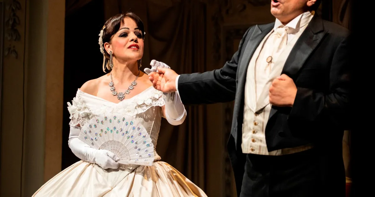 Verdi's La traviata performed in full, in costume, in St Paul's Within the Walls on Via Nazionale, a Rome opera concert, opera houses in Italy